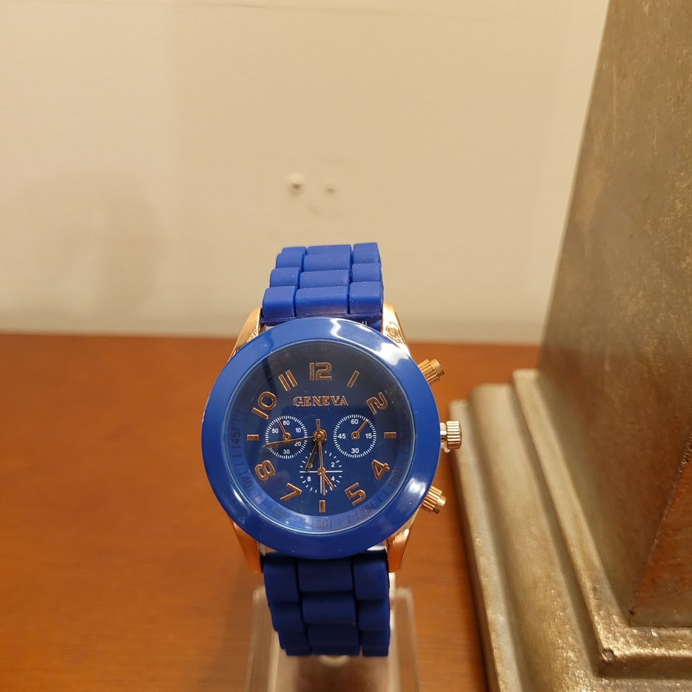 Brand New Dark Blue & Rose Gold Geneva Women's Silicone Watch